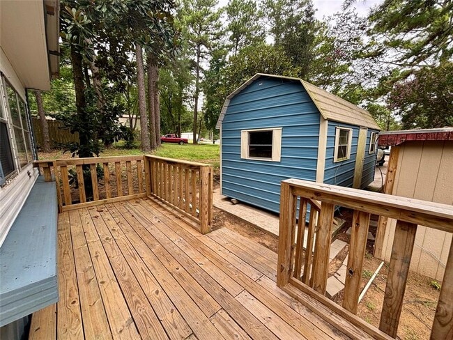 Building Photo - 13405 Commander Cir