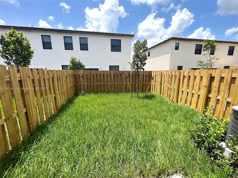 Building Photo - 23458 SW 127th Pl