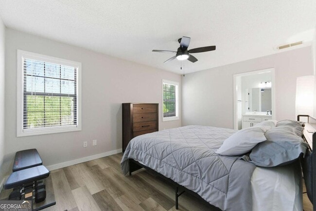 Building Photo - 5090 Sand Wedge Cir