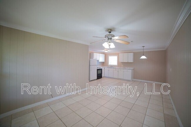 Building Photo - 3424 Orlando Dr