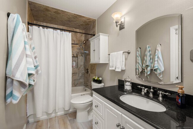 Building Photo - 5765 Bounty St