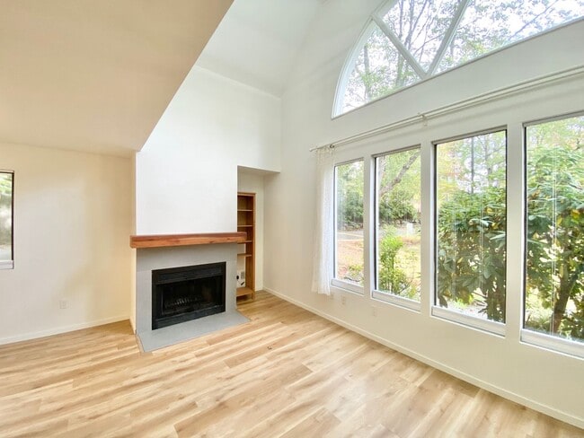 Building Photo - Great Home for rent
