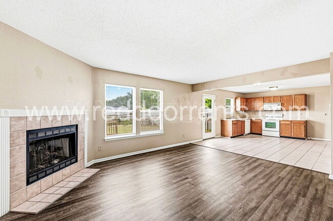 Building Photo - 76 Snowflake Cir