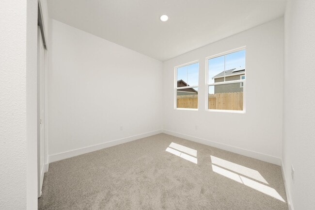 Building Photo - Beautiful home in "Canyon at the Ranch" 5 ...