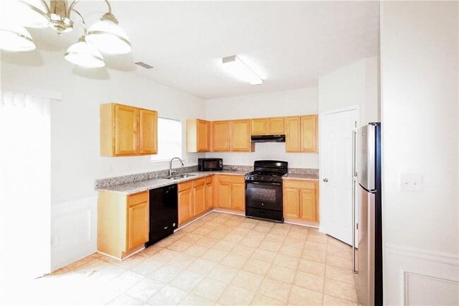 Building Photo - 3893 Grovemont Pl