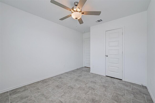 Building Photo - 1123 Lipizzan Ln