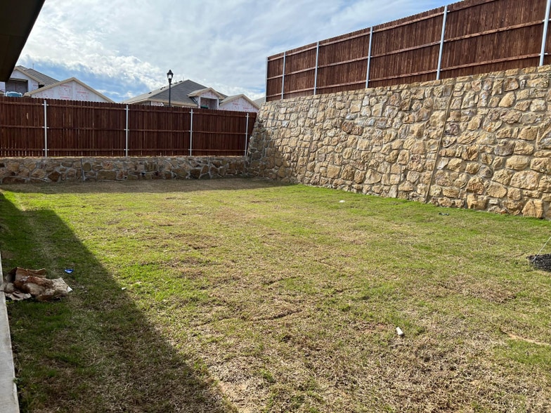 Building Photo - 11501 Adare Dr