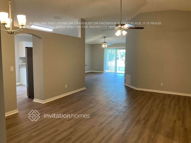 Building Photo - 4431 Manchester Dr