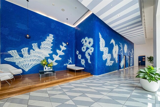 Building Photo - 3951 S Ocean Dr