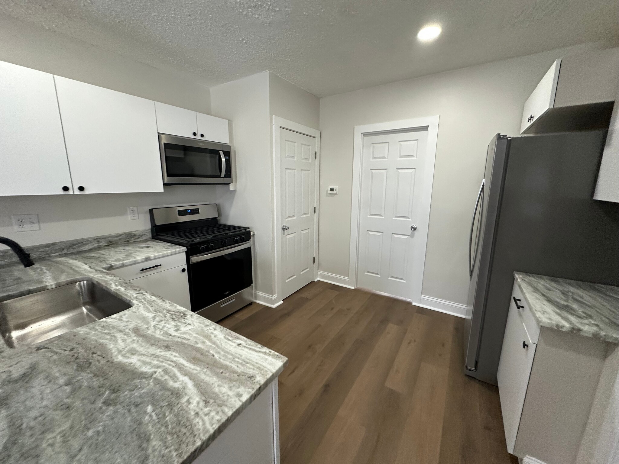 Building Photo - 1403 S Ohio Ave