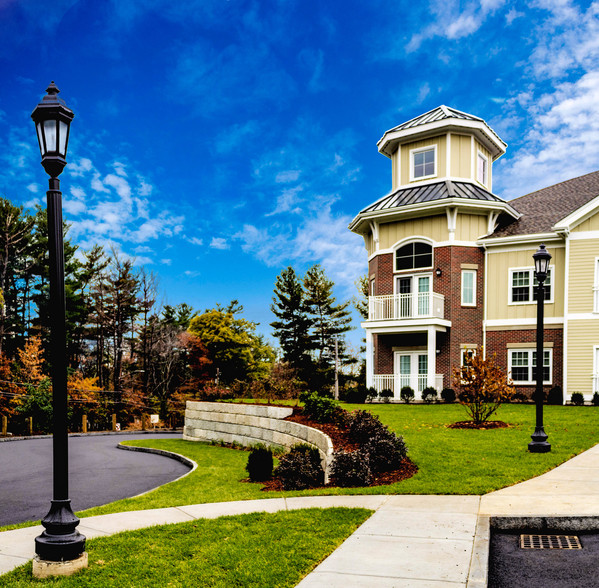 Building Photo - The Residences at Simonds Park