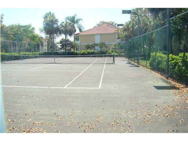 Building Photo - 5661 Riverside Dr