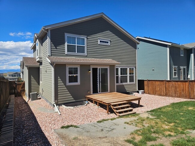 Building Photo - 3 Bed 2.5 Bath Home In Commerce City
