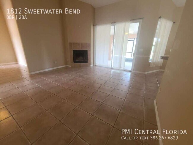 Building Photo - 1812 Sweetwater Bend