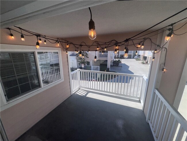Building Photo - 5092 Guava Ave