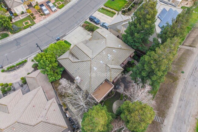 Building Photo - 5956 St Andrews Dr