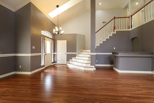 Building Photo - 3510 Cypressdale Dr