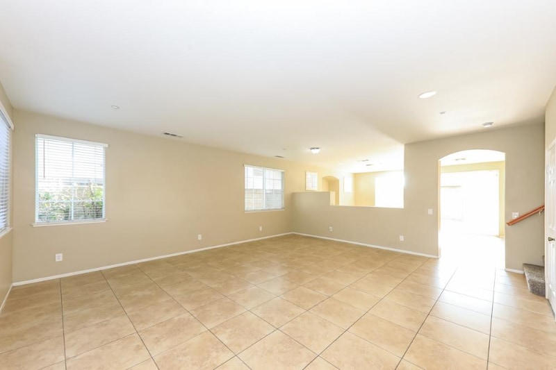 Building Photo - 6932 Lisa Dr