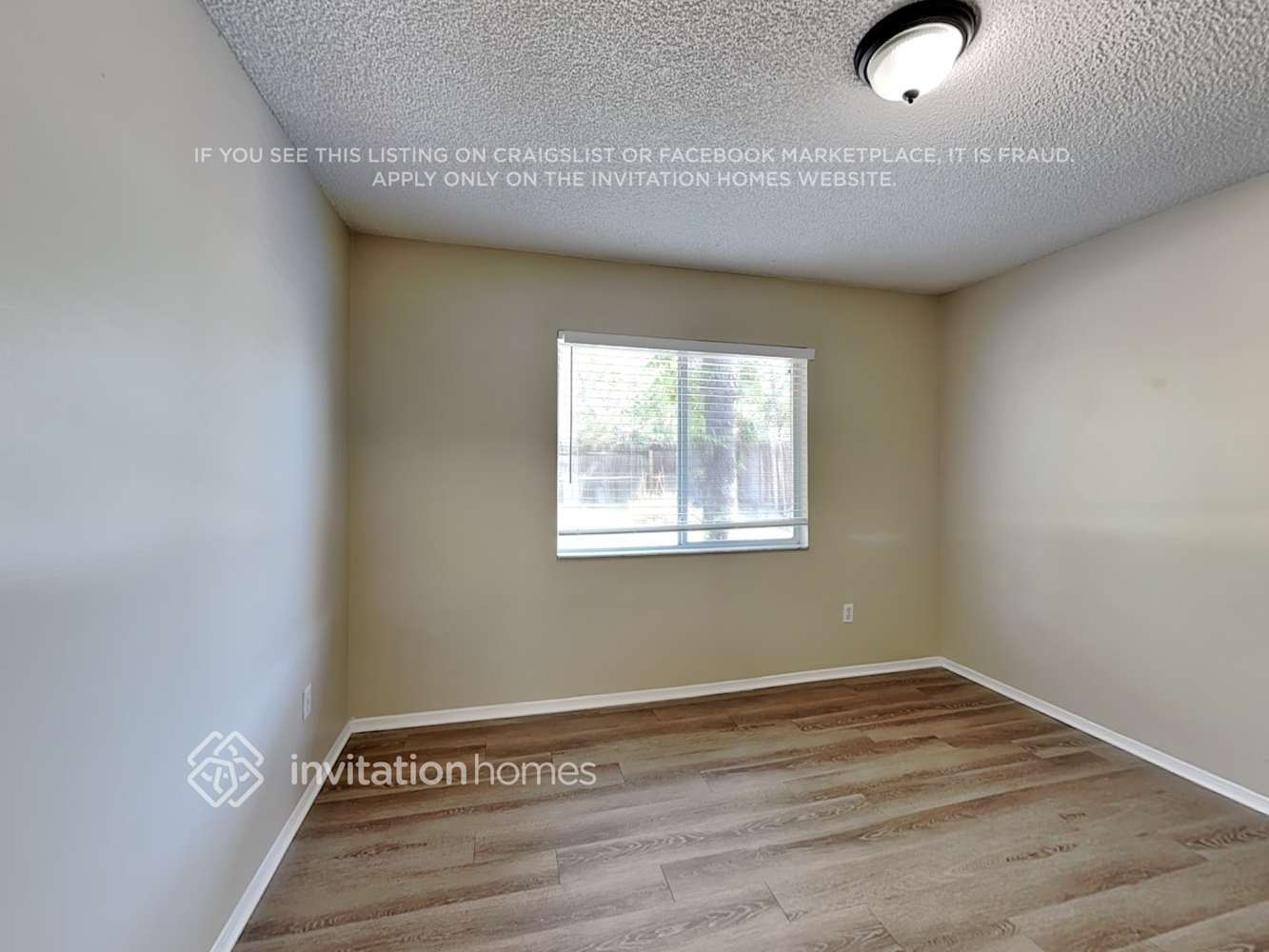 Building Photo - 328 Inglenook Cir