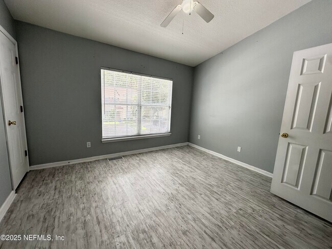 Building Photo - 3548 Lone Tree Ln
