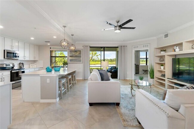 Building Photo - 10805 Tarflower Dr