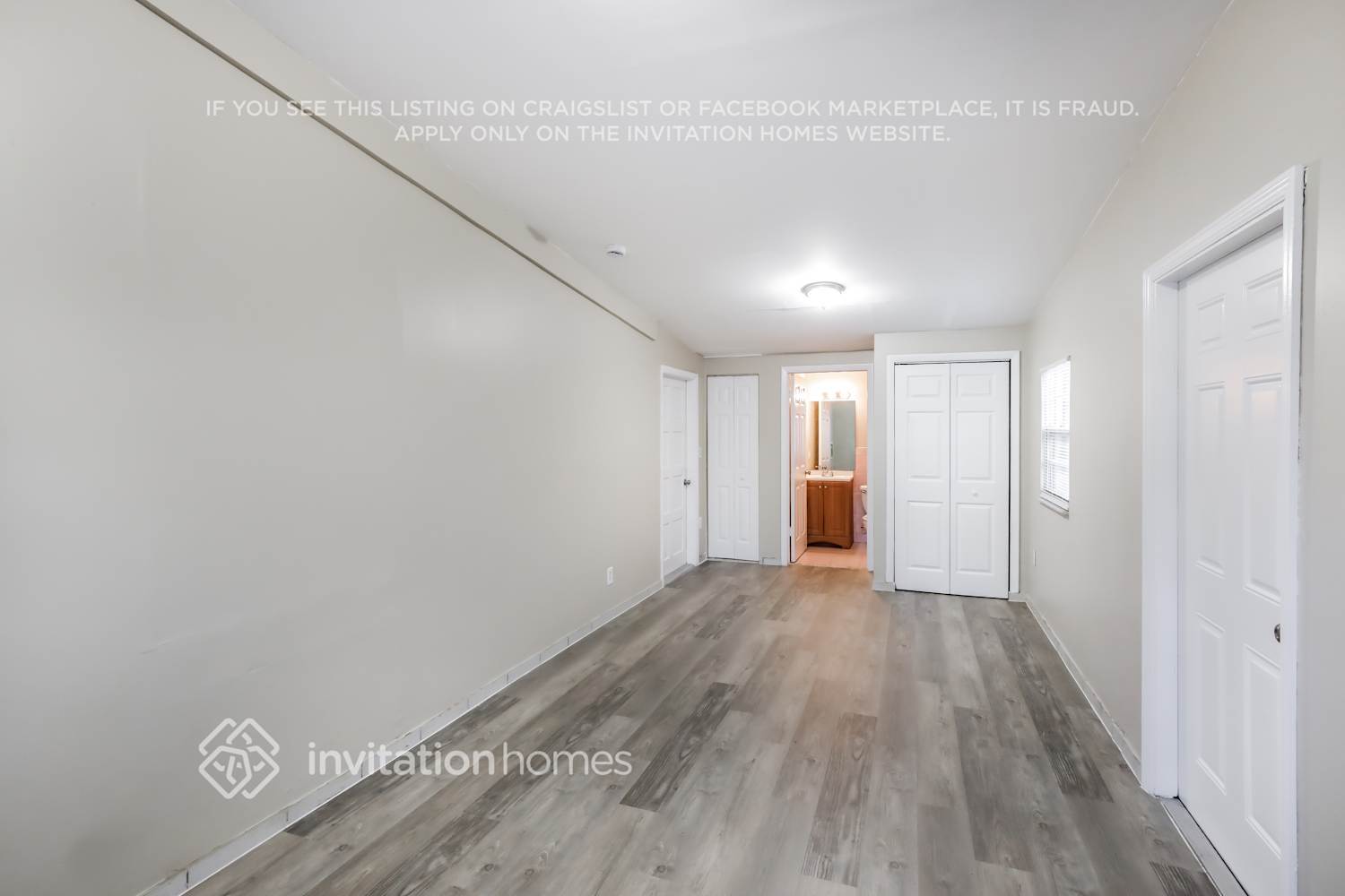 Building Photo - 8480 SW 33rd Terrace