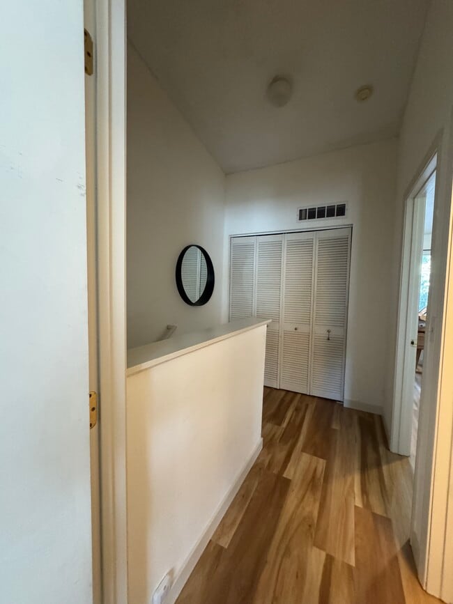 Building Photo - 2800 Highcliff Ct