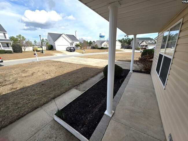 Building Photo - 165 Crassula Dr