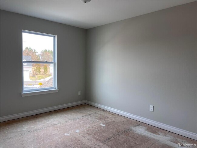 Building Photo - 471 Pattan Dr