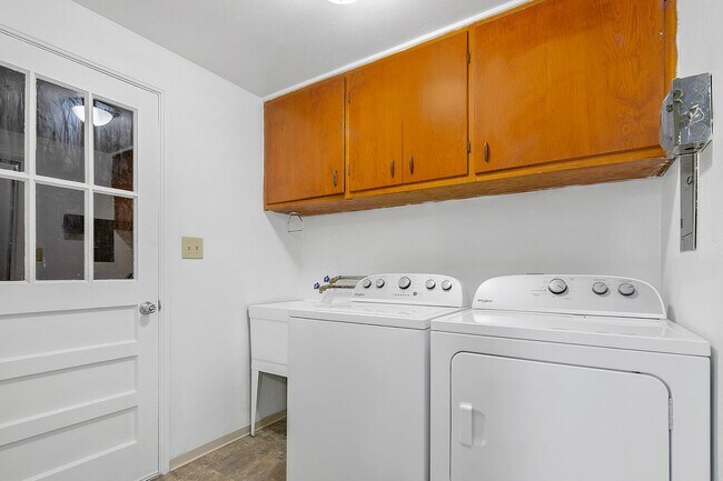 Building Photo - 2bd/1b Boise Bench Home!