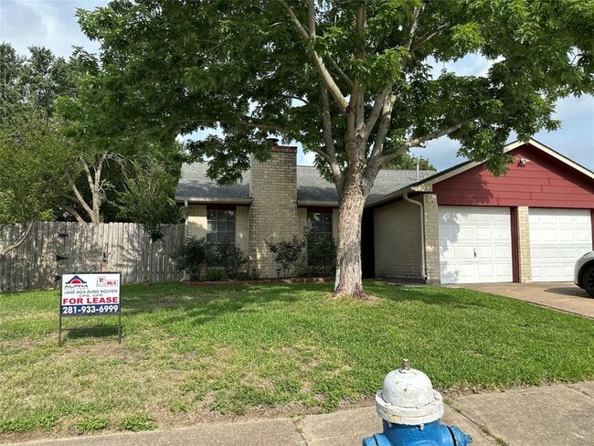 Primary Photo - 6914 La Violetta Dr