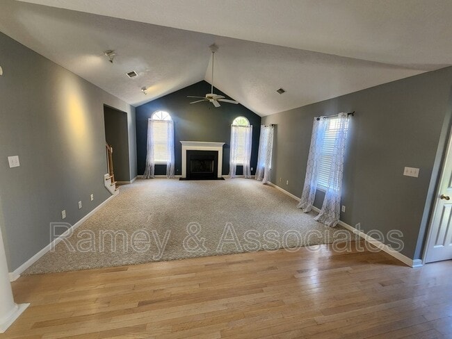 Building Photo - 10828 Glenway Pl