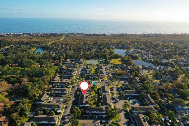Building Photo - 695-A1A A1A N