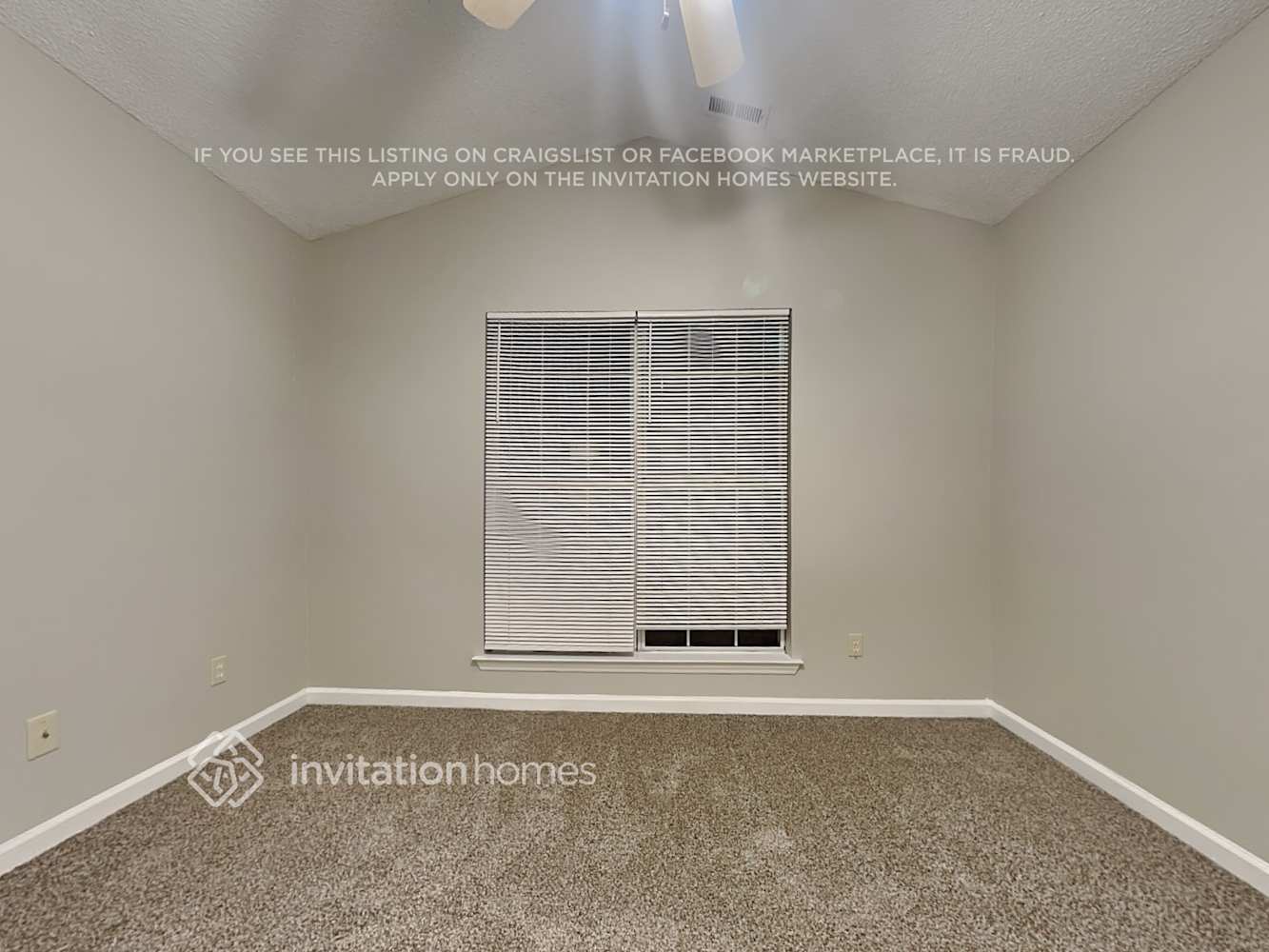 Building Photo - 11017 White Stag Dr