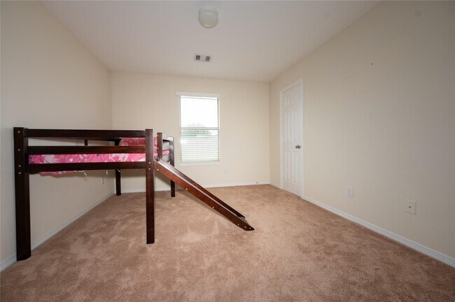 Building Photo - 3009 Trail Creek Ct