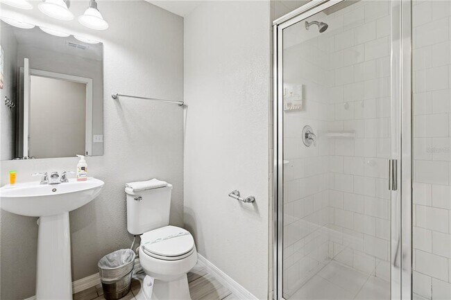 Building Photo - 5152 Adelaide Dr