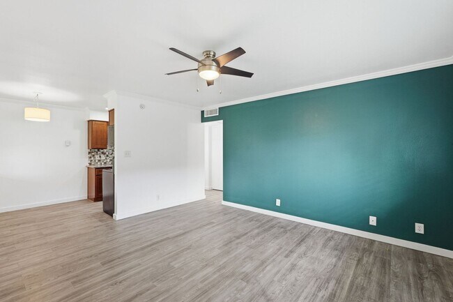 Interior Photo - Berridge 6