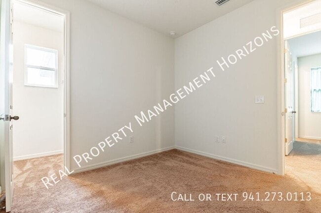 Building Photo - 2632 89th St Cir E