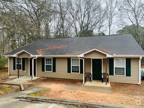 Building Photo - 107 Lee St