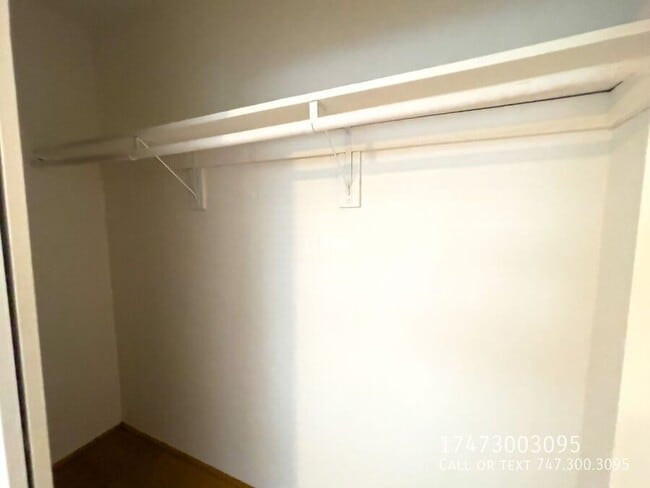 Building Photo - 514 W Huntington Dr