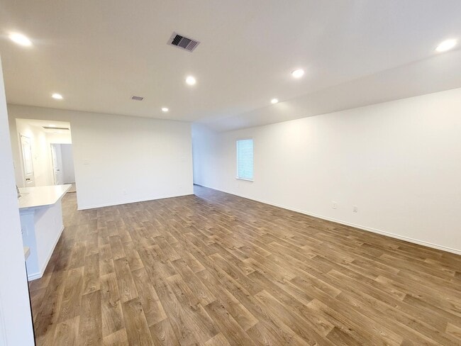 Building Photo - 21522 Violet Rdg Rd