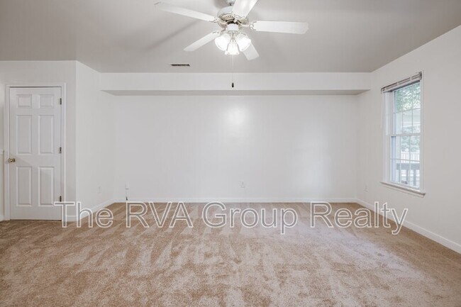 Building Photo - 2909 2nd Ave