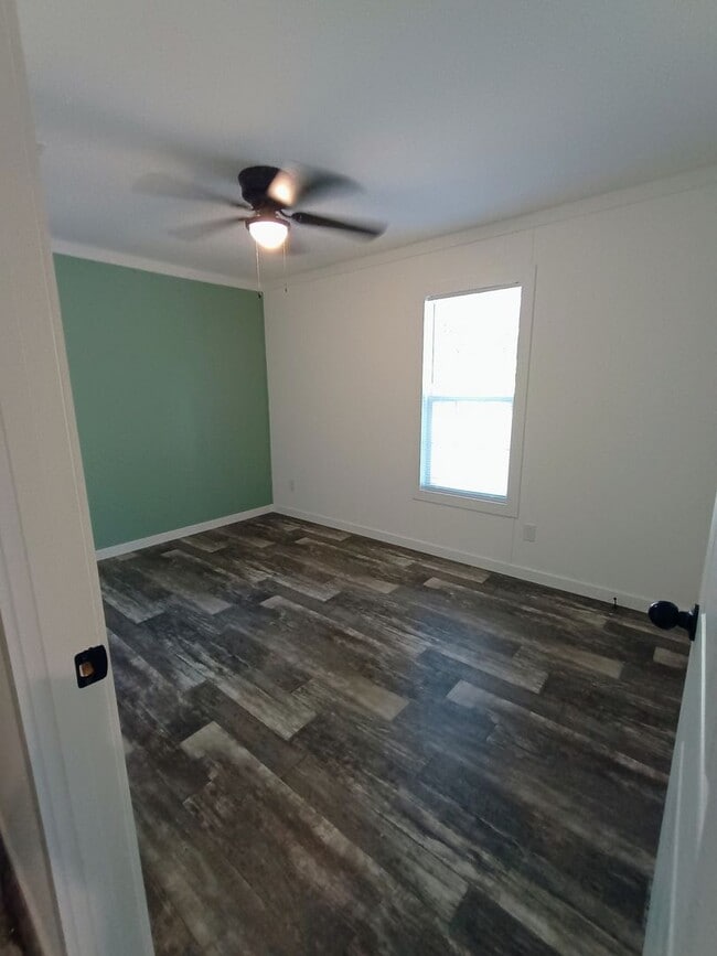 Building Photo - 55 and older Golf Course Community 3 bed 2 bath New build