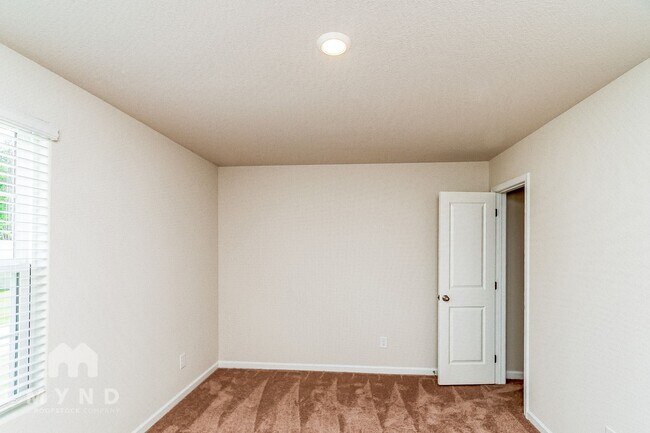 Building Photo - 295 Ivy Bank Dr