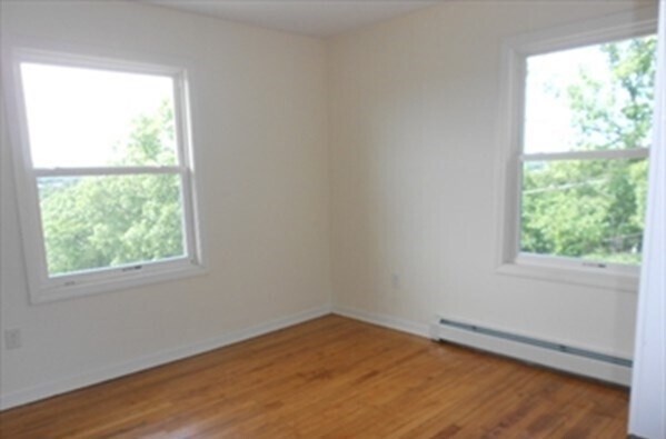 Building Photo - 53 Clay St