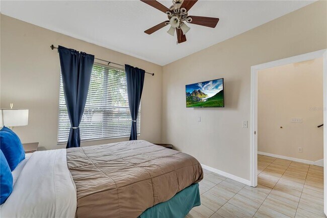 Building Photo - 2736 Lido Key Dr