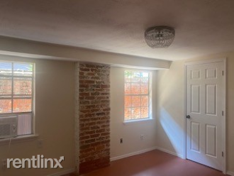 Building Photo - 2 br, 1 bath Condo - 1304 Governor Nicholl...