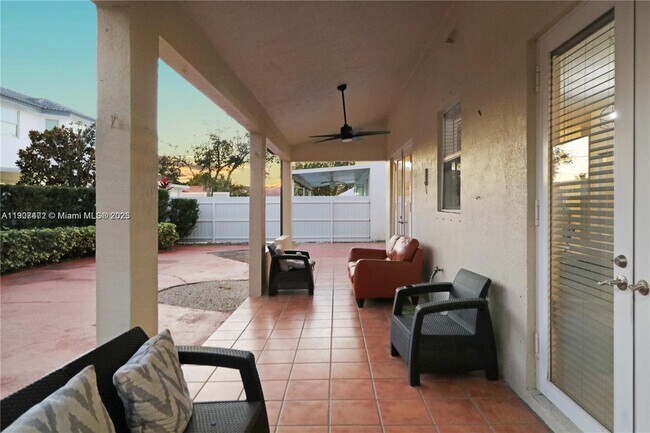 Building Photo - 13868 SW 38th Terrace