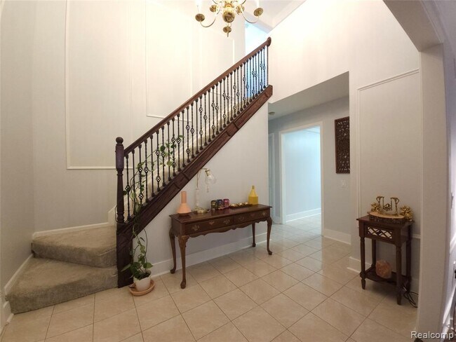 Building Photo - 45520 Morningside Dr