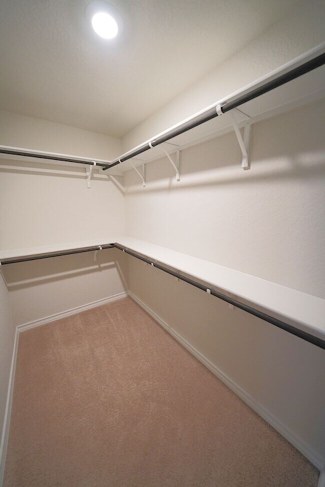 Building Photo - Like New Home in Red River Ranch (Cibolo) - Realtor Commission: $500